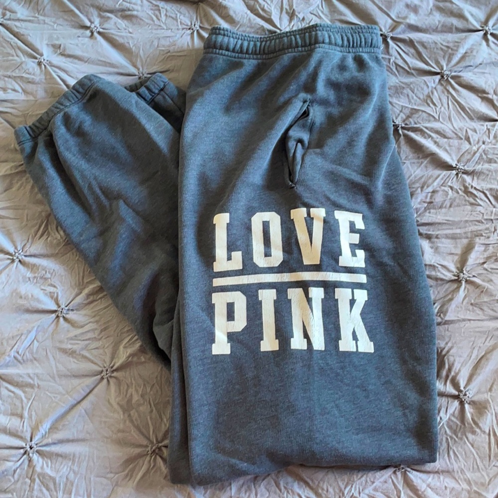 VS pink sweatpants